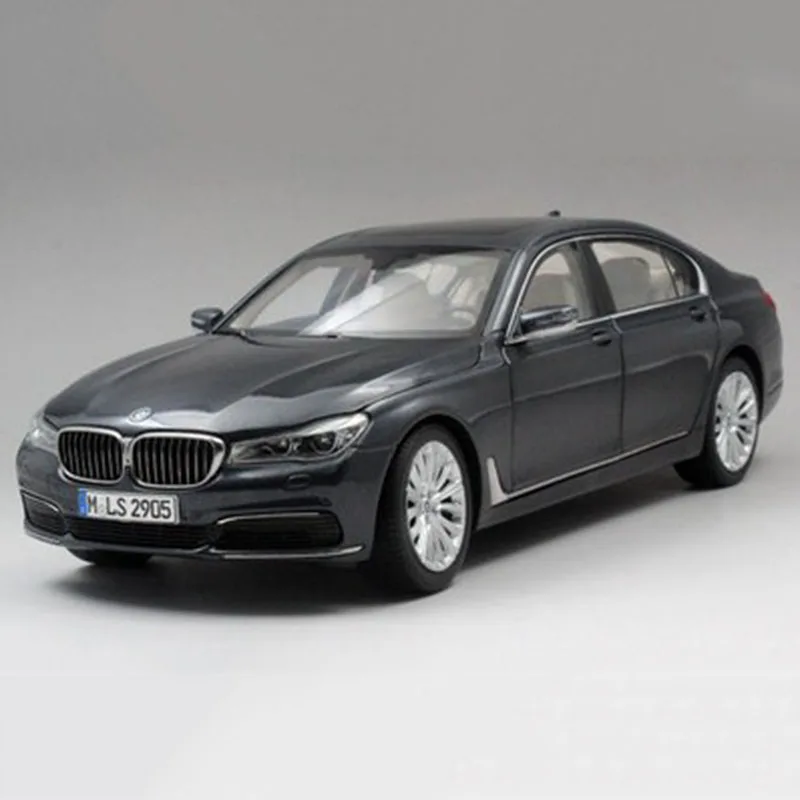 

28CM 1/18 Scale Diecast Car Model for All New 7 Series 750 Li Car simulation alloy Auto Model Toy 750Li For Collection Gift show