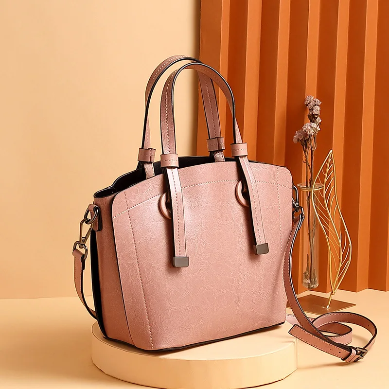 

Сумка-мессенджер женская из натуральной кожи, саквояж на плечо от известного бренда, большая сумочка-мешок через плечо для покупок