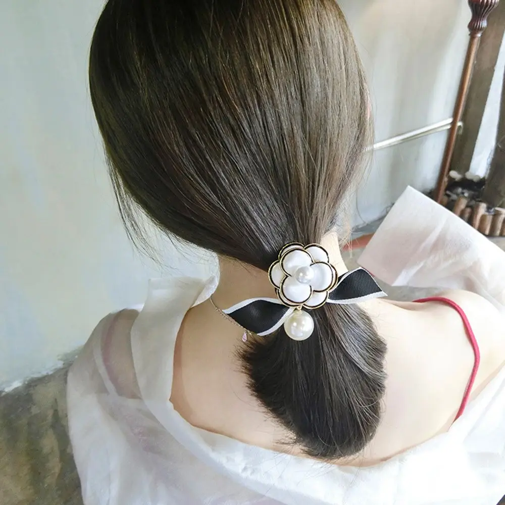 Одежда для девочек в Корейском стиле простой и глубоким вырезом декорированные