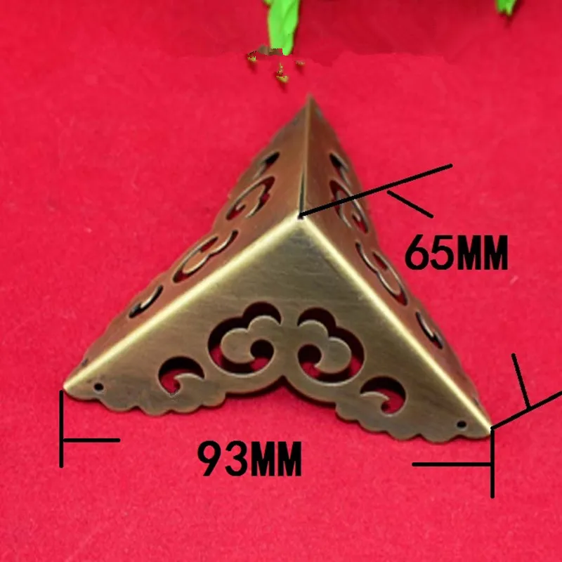 

Латунный уголок, угловые кронштейны для чемодана, декоративные углы для украшения мебели, треугольные углы, бронзовый тон, 65 мм, 1 шт.