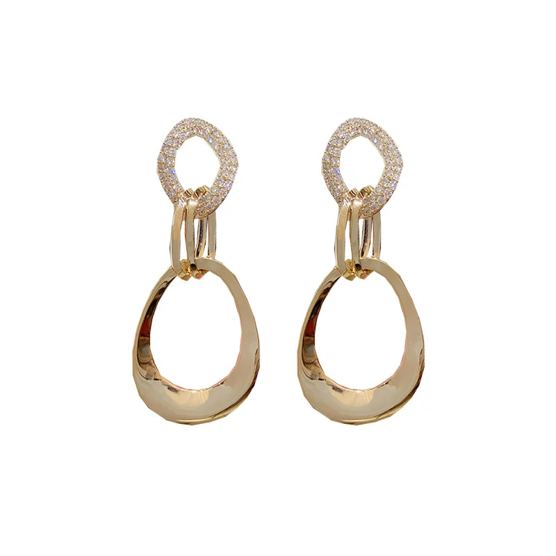 

European and American Fashion 14K Gold Shiny Crystal Long Pendant Jewelry Earrings for Women Exquisite Luxury Statement Earrings