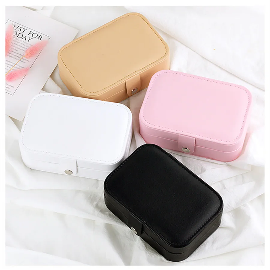 

Korean Style Hot Selling 2 Layers Leather Portable Jewelry Box With Mirror Necklace Hook Fashion Design Jewelry Casket