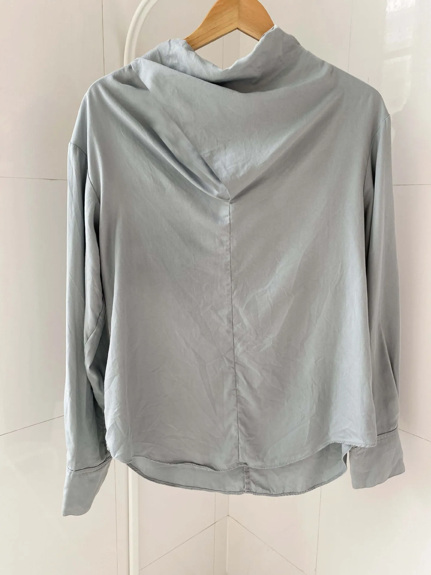 

Designer Small High-neck Three-dimensional Shirt