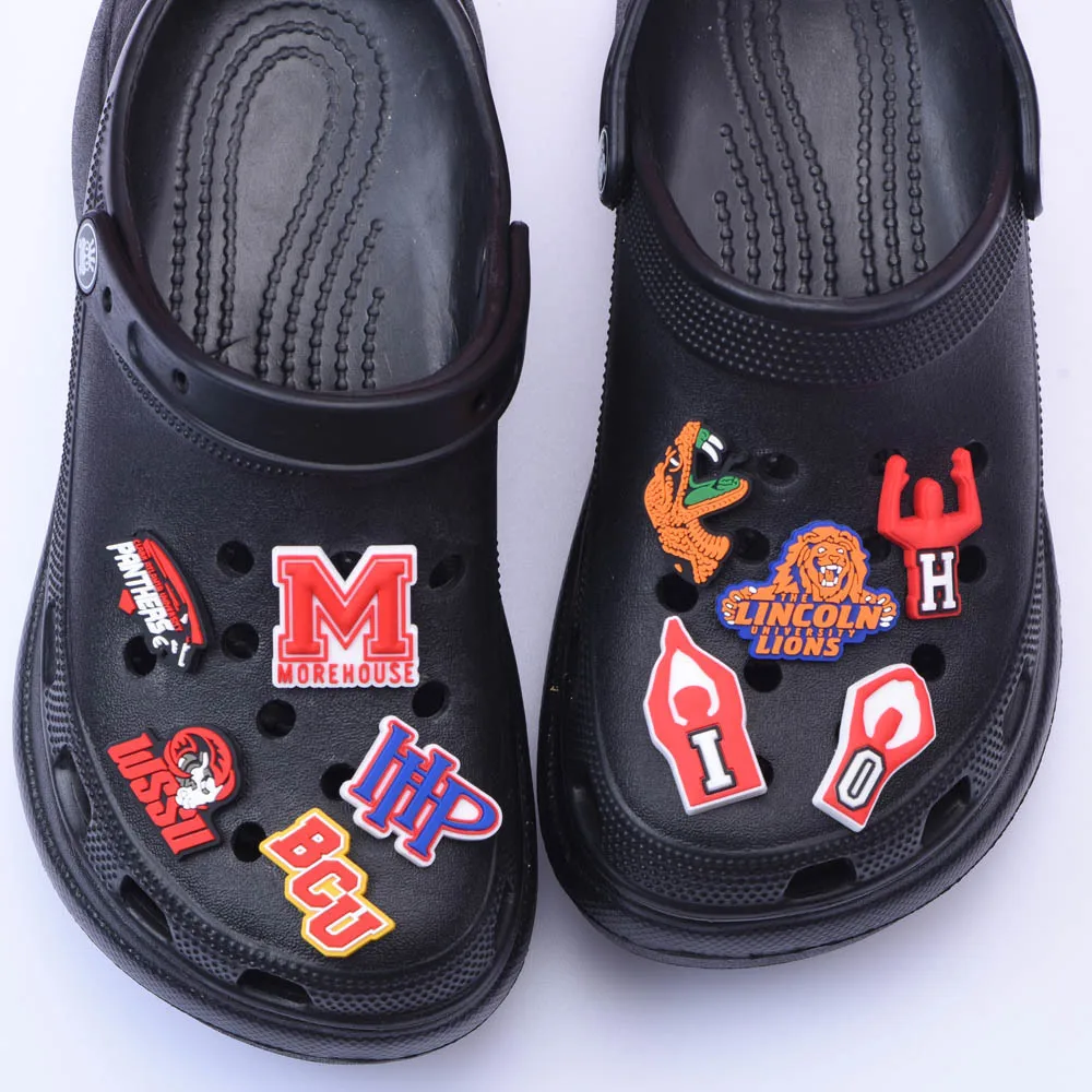 

1 Pcs Basketball Player Croc Shoes Charms University Team Shoe Charm Accessories PVC Clog Shoes Decoration Buckle March Madness