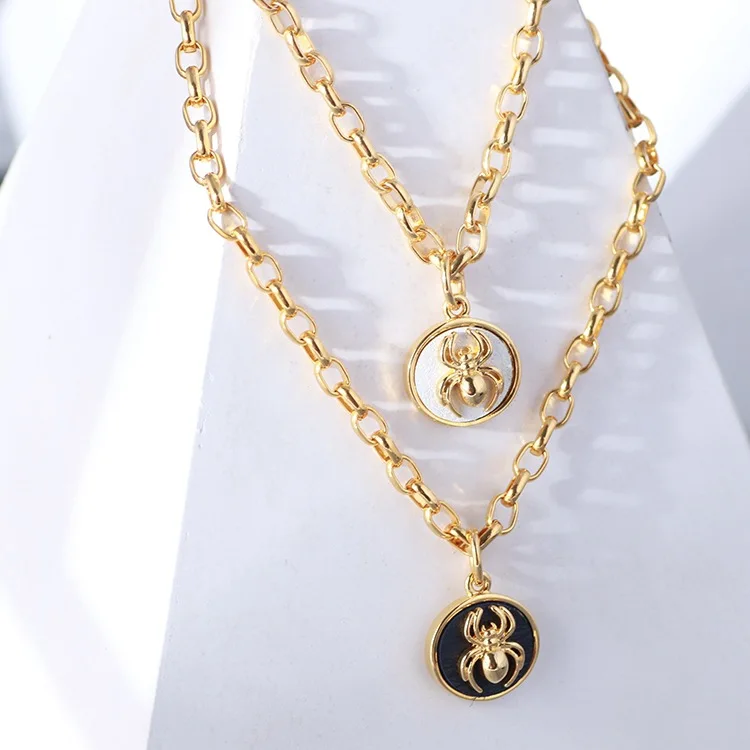 

New fun and creative style realistic disc spider fashion adjustable style all-match necklace for girls
