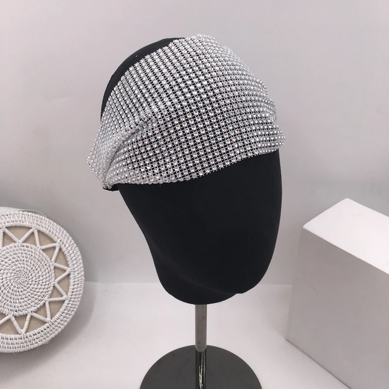 Такой же тип сверла с инкрустацией водой эластичным ретро полностью