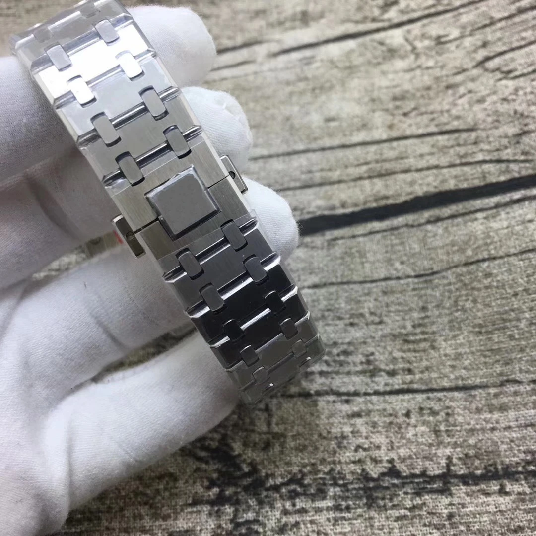 

Classic New Men Watch Automatic Mechanical GMT MoonPhase Sapphire Silver Luminous Blue Black Grey White Watches Transparent