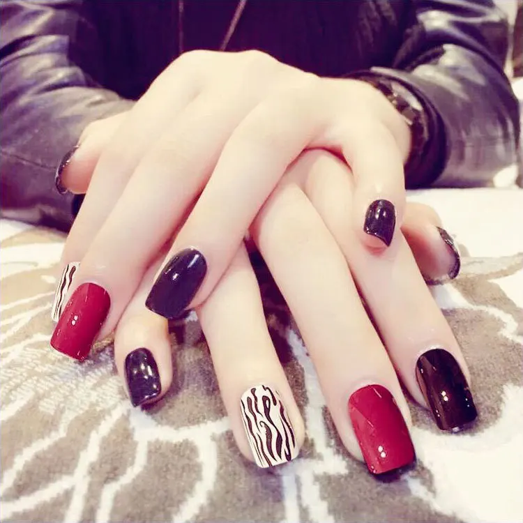 Модные искусственные накладные ногти черного и красного вина 24 листа/набор