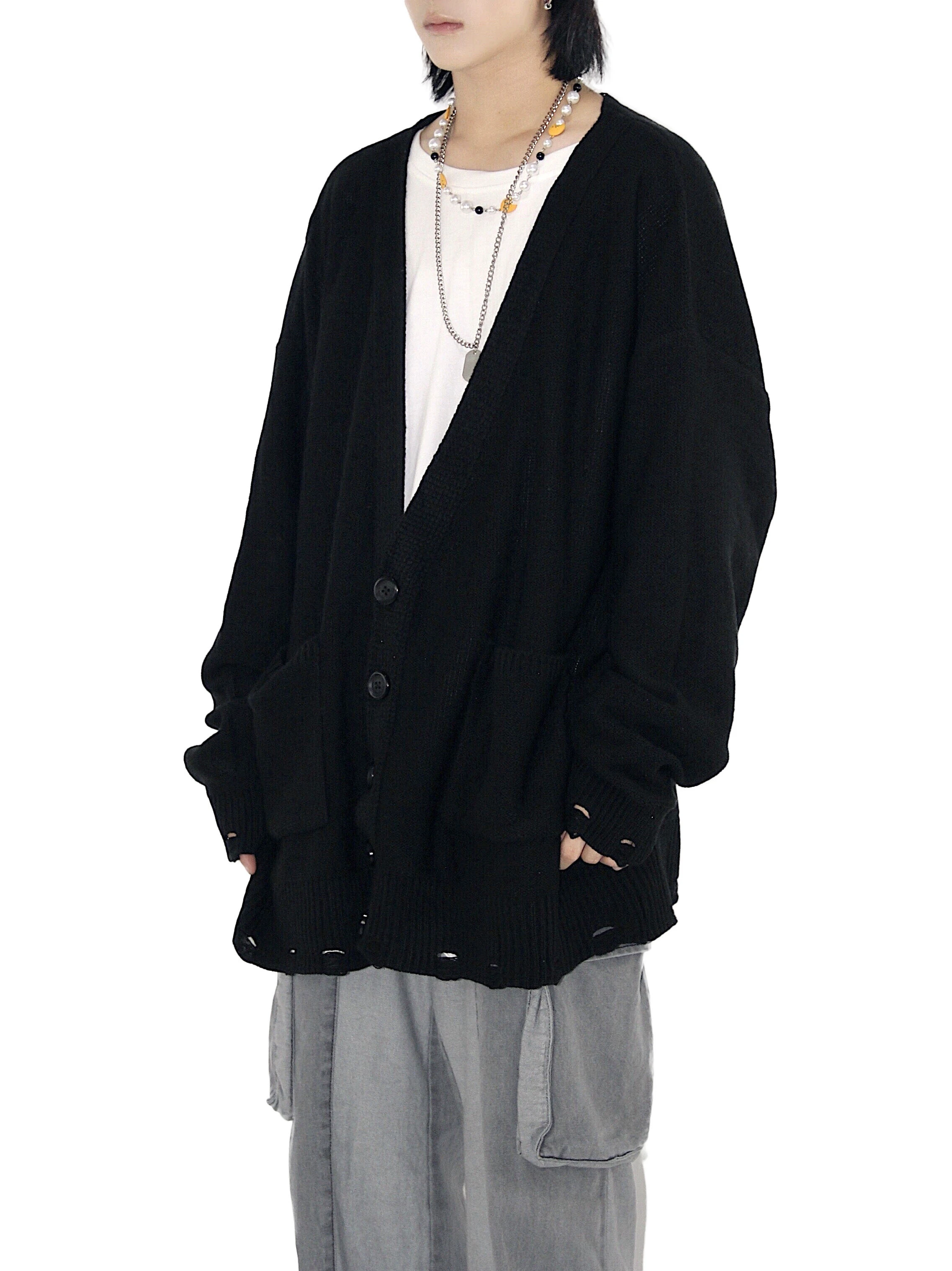 

South Korean homemade vintage break hole vandalism v-neck knitted cardigan sweater coat tide