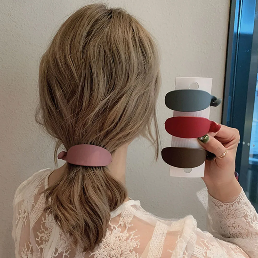 

New Cute Candy Colors Banana Shape Hair Claws Women Girls Sweet Hair Clips Ponytail Holder Hairpins Fashion Hair Accessories