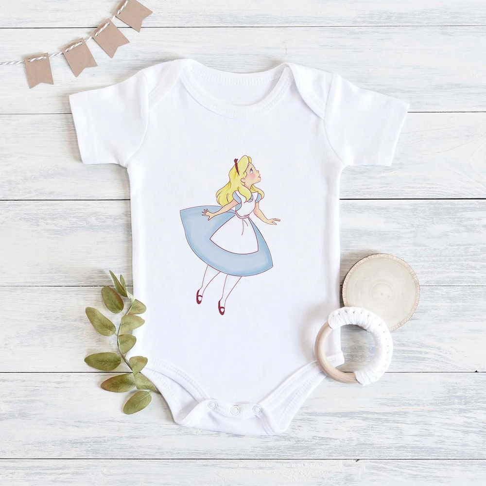 

Комбинезон для девочек с коротким рукавом и графическим принтом «Алиса в стране чудес»