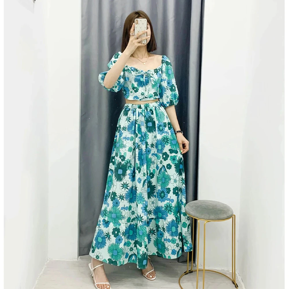 Женский комплект из двух предметов синий укороченный топ с цветочным принтом и