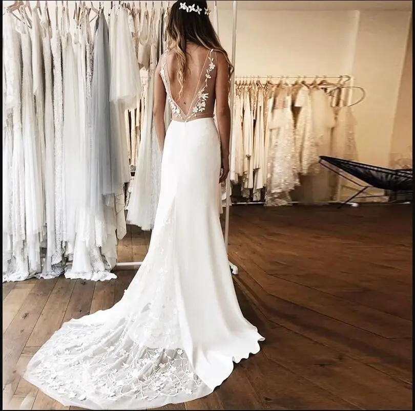 

Simple Illusion Mermaid Wedding Dresses Deep V-neck Lace Robe De Maria Backless Court Train Vestido De Noiva Bridal Gowns