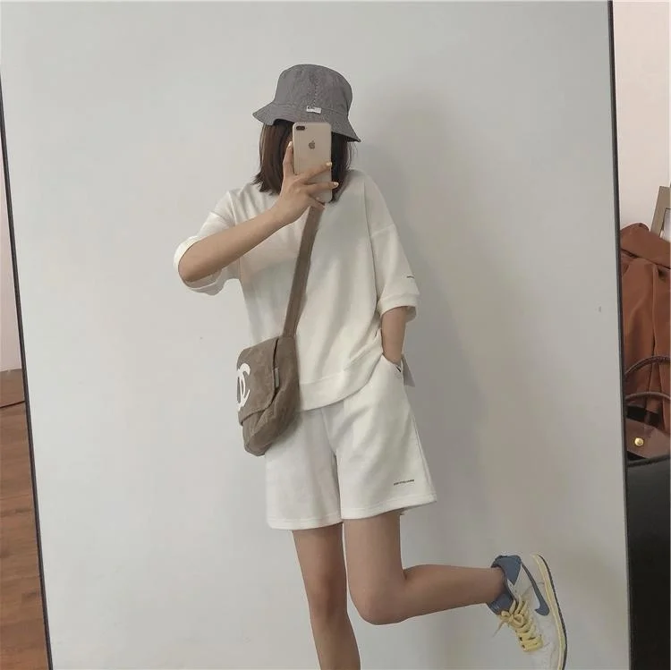 

XL111 summer / fashionable Street blowing style sports short sleeve shorts Pullover Sweater two piece suit for women