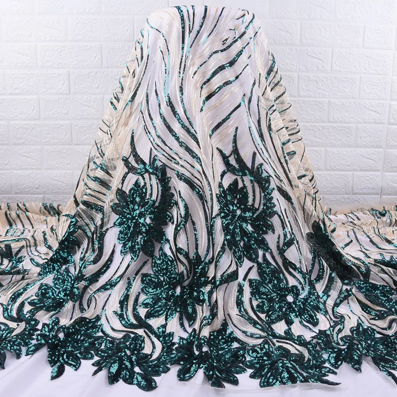 

2019 Latest French Sequins Lace Fabric Heavy Embroidery African Golden Lace Fabric For Party Wedding Sequined Lace MaterialF1737