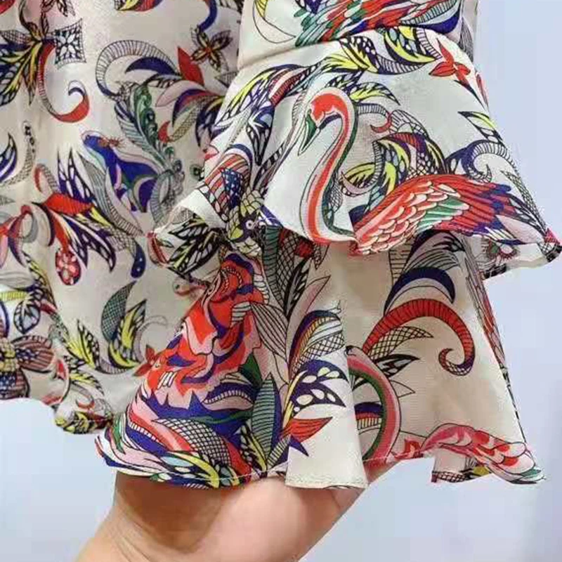 

VERDEJULIAY European Vintage Shirt Women Flare Sleeve 2020 Spring Top Quality 100% Pure Silk Romantic Multi Floral Print Blouse