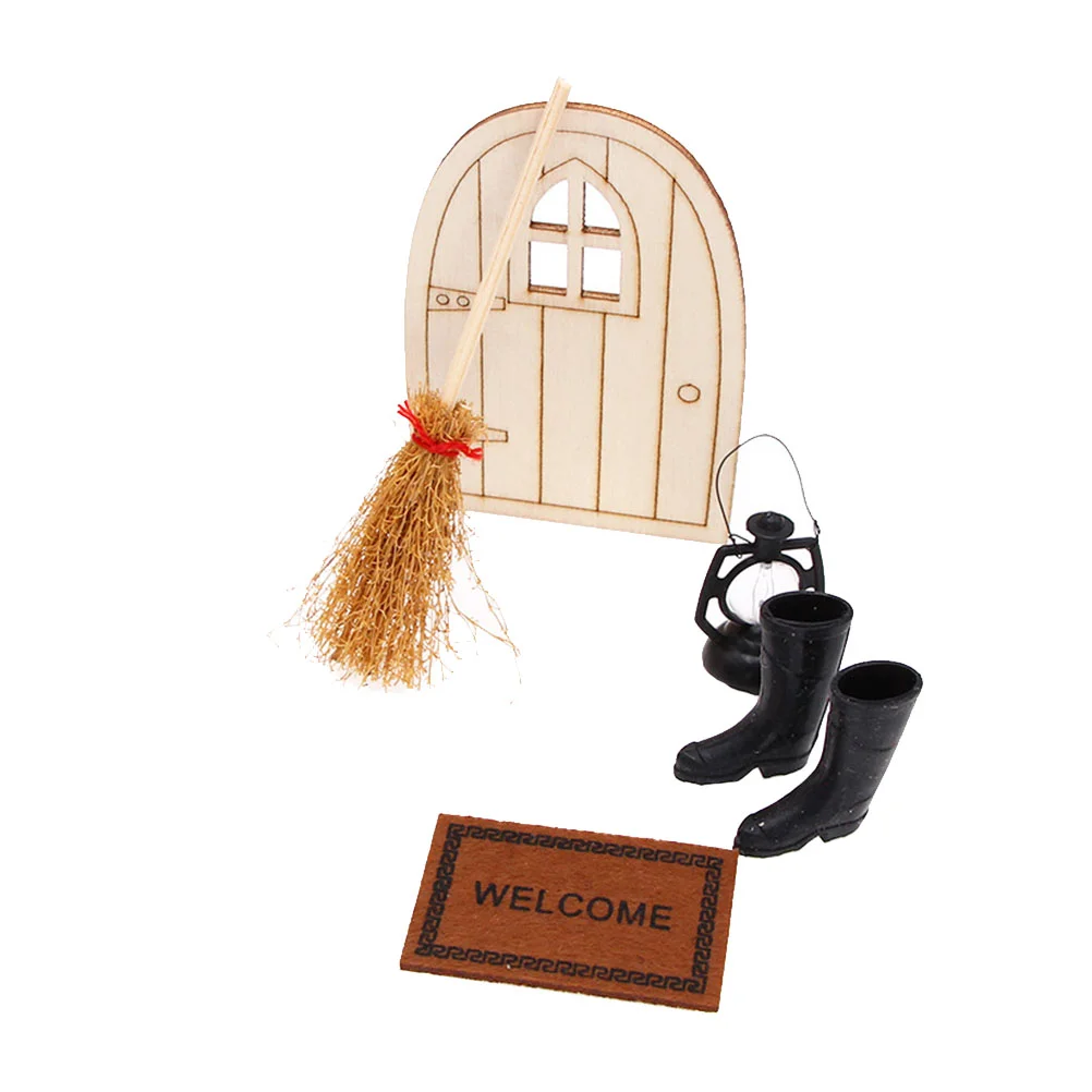 

1 Set Mini House Ornaments Xmas Themed Miniature Mini Furniture for Mini House
