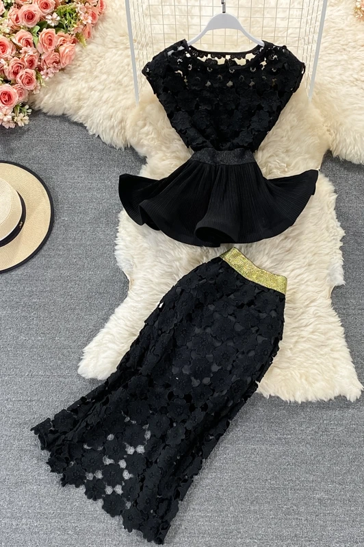 

2021 New Summer Women Temperament fashion O-neck Sleeveless Shirt Top + hollow out hook lace short Skirt + Skirt 3-piece set