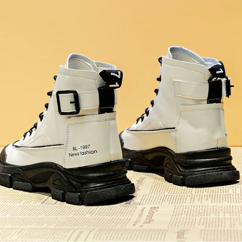 

Autumn New Women's Martin Boots Thick-soled High-top Women's Shoes Lace-up Fashion Casual Trendy Shoes Heightening Short Boots