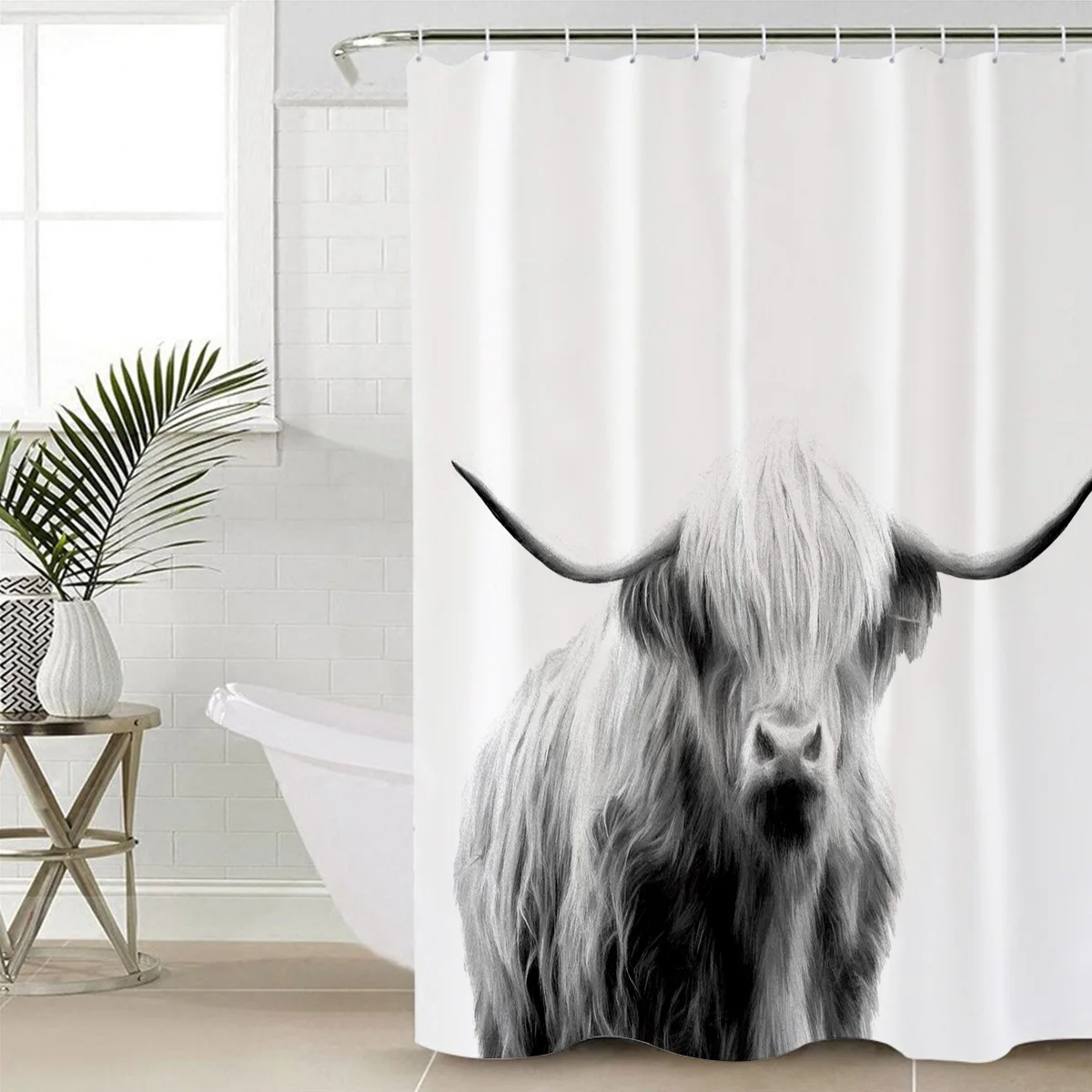 Черно-белая стильная занавеска для душа Highland с рисунком крупного рогатого скота s