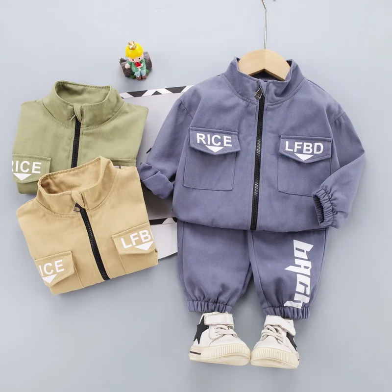 

2021 Spring and Autumn New Children's Suit Boy Baby 0-5 Years Old Tooling Style Suit Letter Printing Coat + Pants 2-piece Set