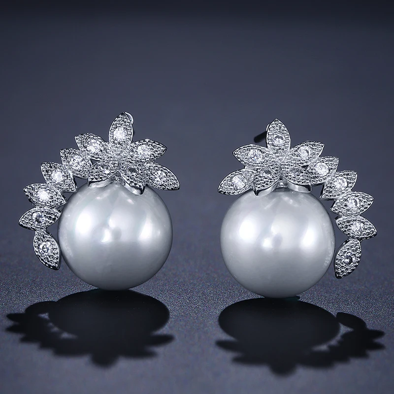 

Fashion Imitation Pearl Zircon Stud Earrings for Elegant Women Cute Zirconia Bridal Wedding Party Jewelry Gift