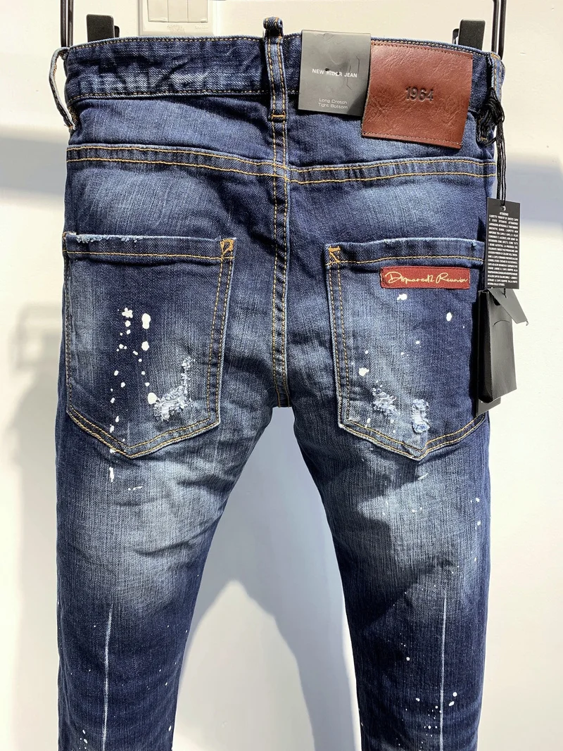 DSQUARED2 Men's/Women's Washed Blue Simple Slim-Fit Stretch Hole Patch Jeans 9702