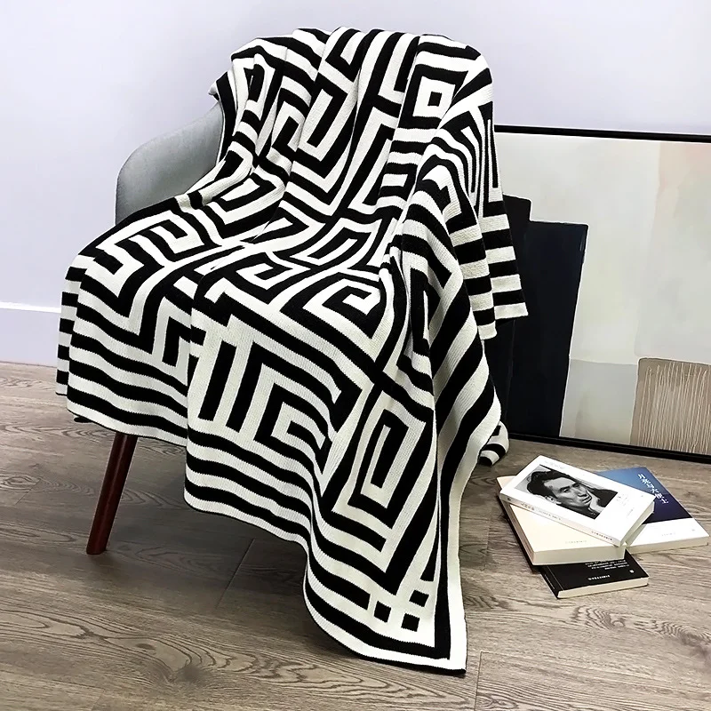 

G Letter Nordic Style Cotton Blanket Tapestry Decoration Leisure Blanket Shawl Sofa Blanket Living Room Lunch Break Blanket