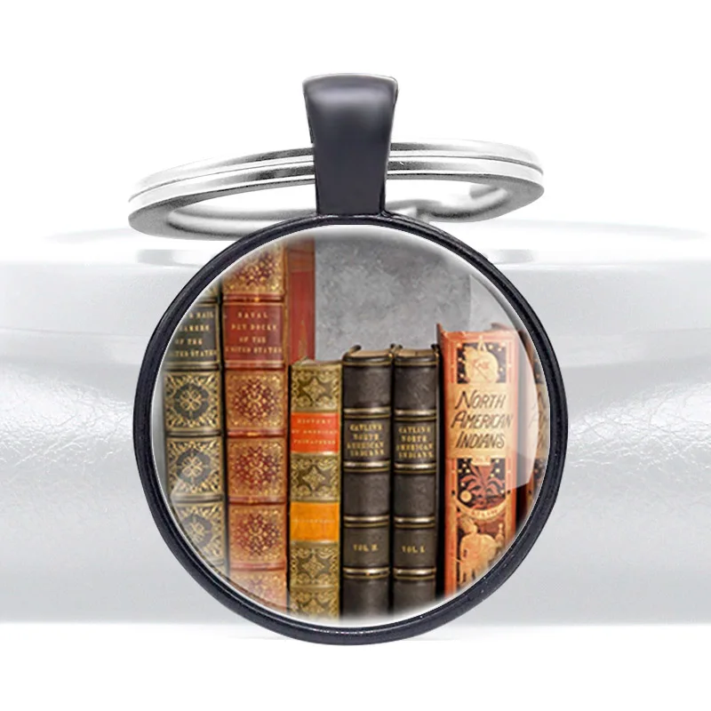 

Retro Vintage Books Pattern Glass Cabochon Key Chain Decoration Jewelry Gift Key Ring Jewelry Gifts