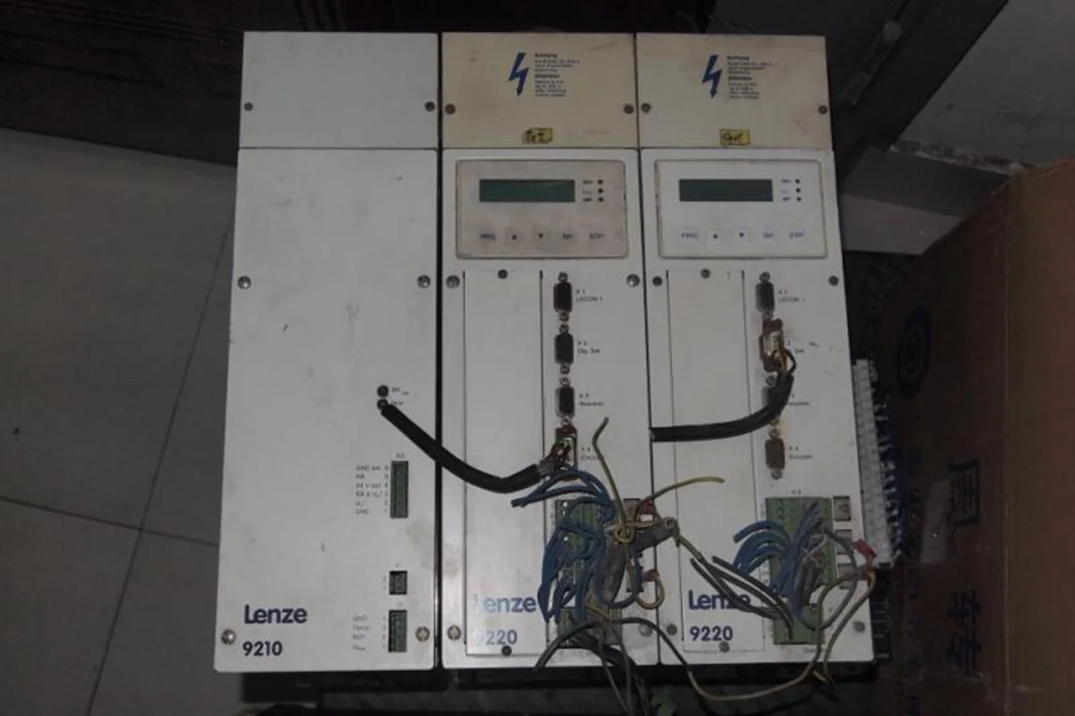 Сервопривод Lenze 9210 9220 AC 33 9212-E б/у | Инструменты