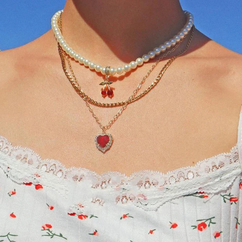 

YWZIXLN Boho Bling Rhinestone Heart Pendant Fashion Necklaces White Imitation Pearl Chain Choker For Girls Hiphop Jewelry N0293