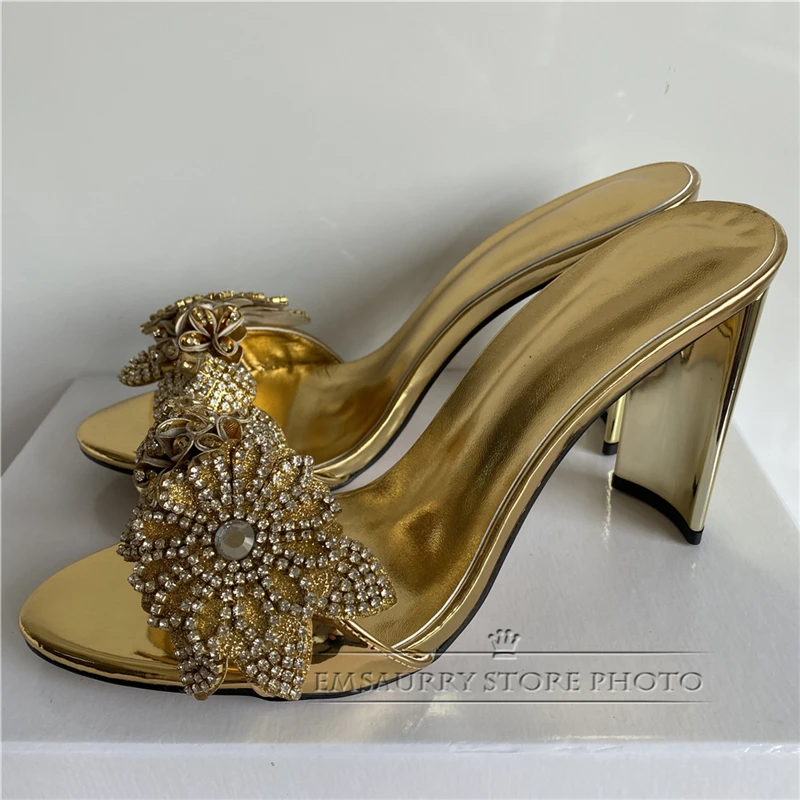 Туфли вечерние атласные на высоком каблуке блестящие украшенные блестками