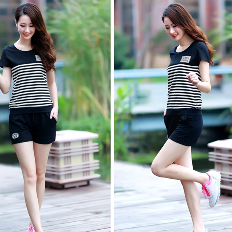 

Womens Casual Outfits Striped Short Sleeve T Shirt Top Shorts Set with Drawstring Waist SWD889