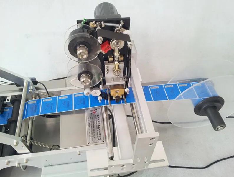 Cе автоматический этикетировочная машинка для круглых бутылок с принтер кода