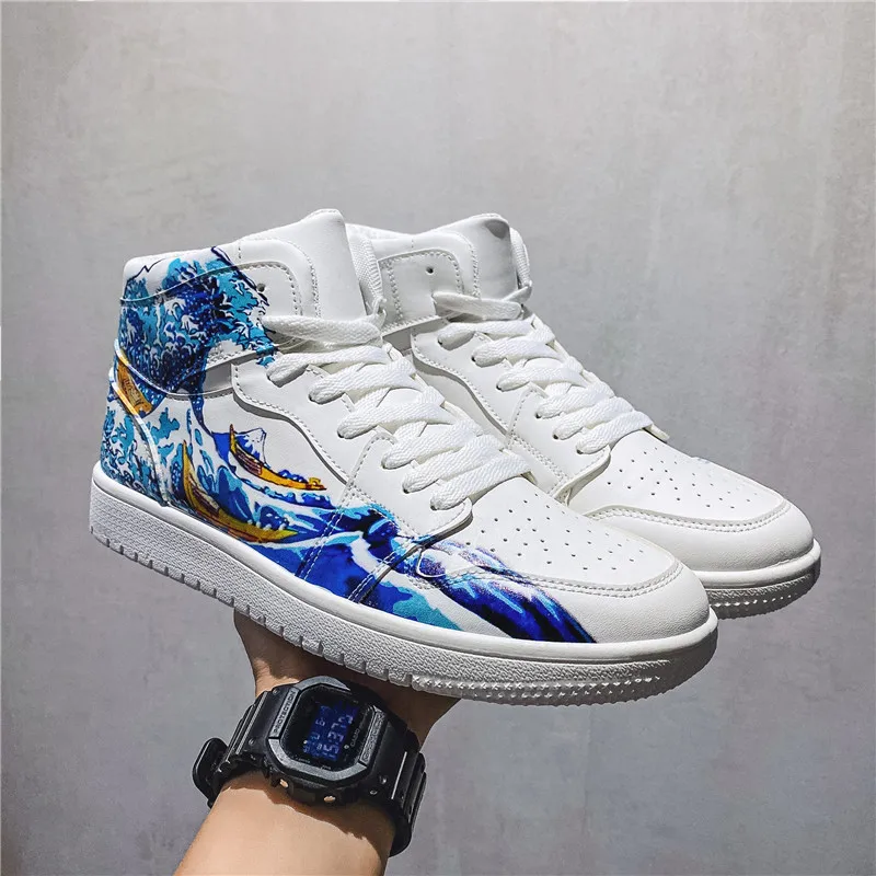 

Fashion Sneakers Men High Top Lace up Casual Shoes Waves Printed Vulcanized Shoes Student Skateboard Shoes Tenis Masculino