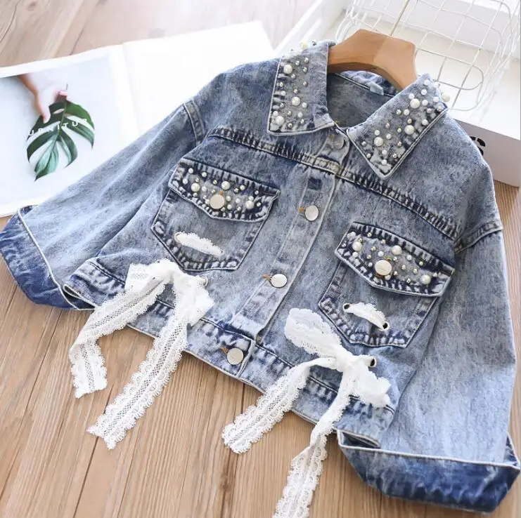 Милые джинсовые куртки с кружевной лентой и жемчугом для девочек сезон осень