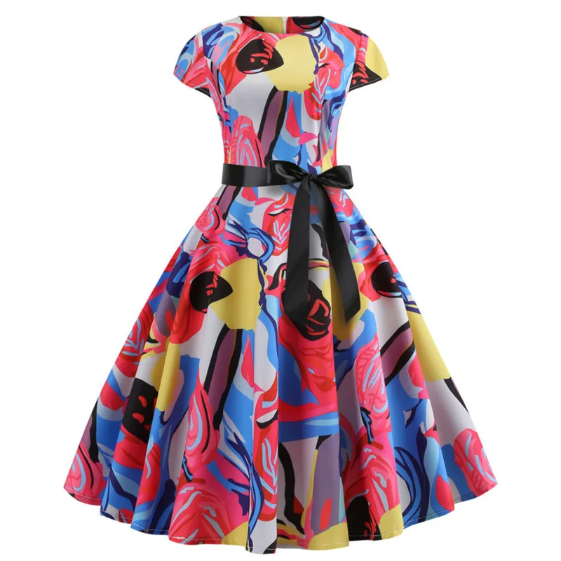 Женское винтажное платье с коротким рукавом черное со шнуровкой и драпировкой