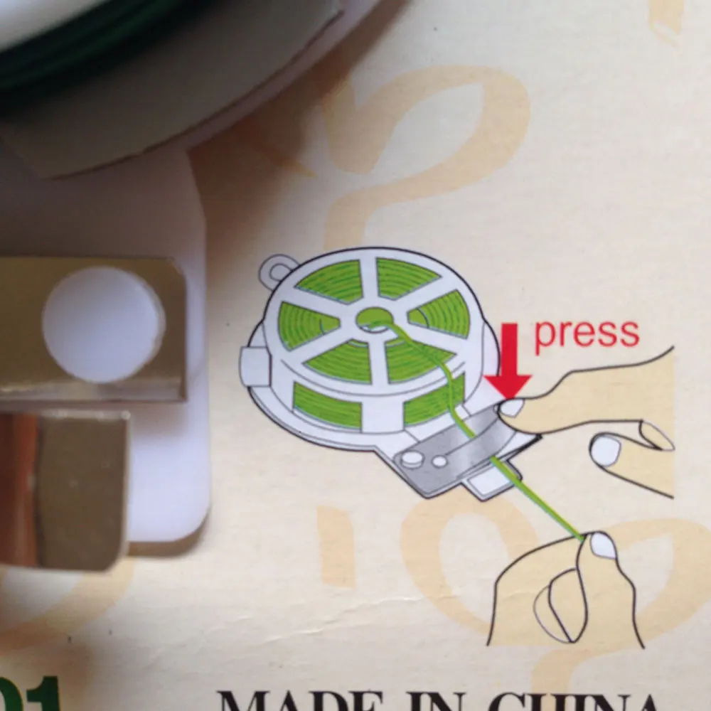 Закручивающийся провод для растений 2 шт. 30/50 м с резаком зеленым покрытием