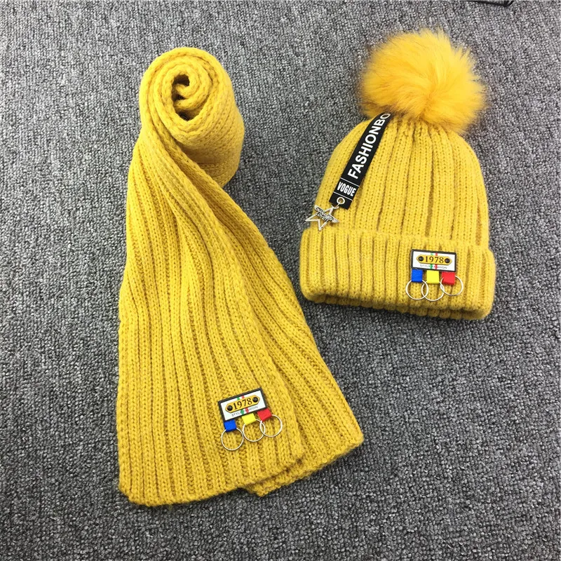 

Children Chunky Knit Beanie Scarf Kids Winter Warm Hat and scarf Set with Patches for Girls Boys Kids Pompom Skullcap Shawl Kit