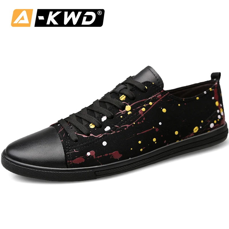 

Personality Graffiti Hip Hop Shoes New Fashion Shoes 2019 Low Top Leather Sneakers Man Casual Lightweight Thin Bottom Mans Shoes