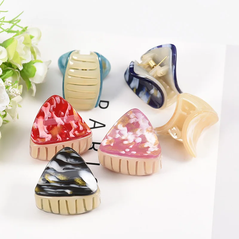

New Fashion Small Acrylic Triangle Starry Sky Hairpins Hair Clip Crab Hair Claws for Women Girl Clamp Hair Accessories Headwear