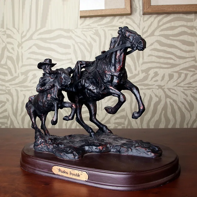 

WU CHEN LONG American Style Classical Creative Figure Art Sculpture Animal Horse Statue Resin Craft Decorations For Home R3825