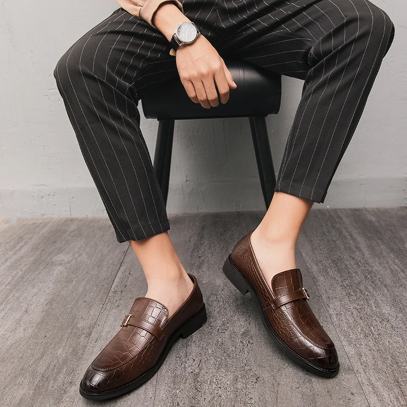 Мужские легкие мокасины в минималистичном стиле водонепроницаемые дышащие