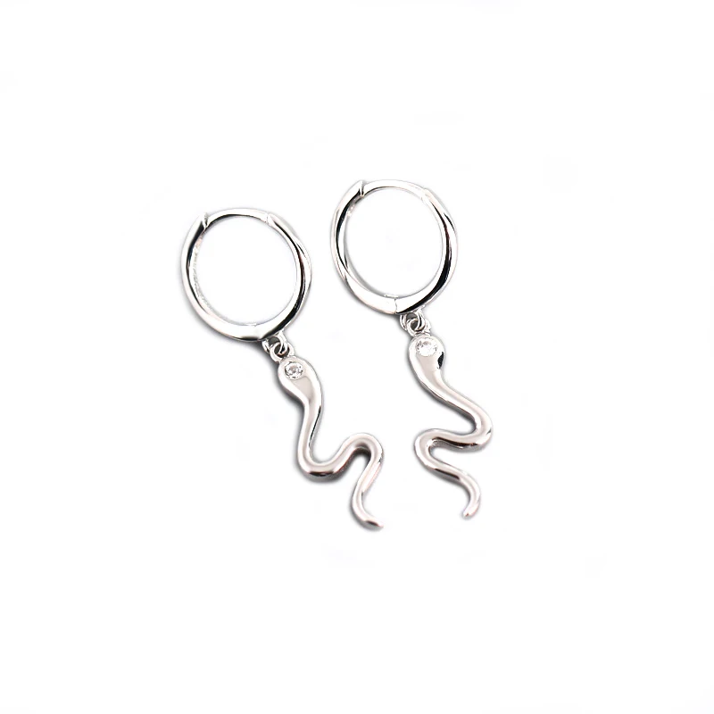 

New Beautiful Snake Style Ear Buckle Retro Sense Of Luxury Earring Metal Copper Eardrop For Charm Women Exquisite Jewelry Gift