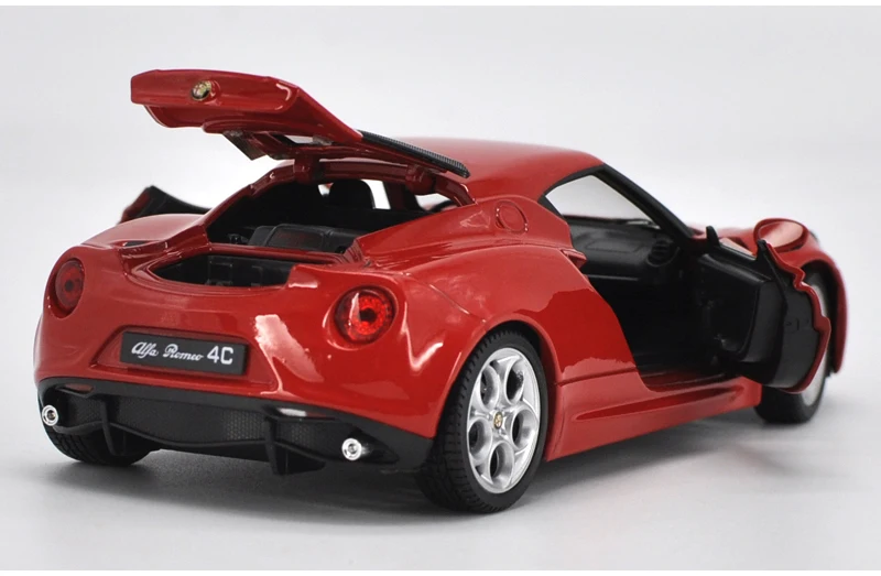 Изысканный 1:24 ALFA Romeo 4C спортивный автомобиль сплав модель, моделирование литой металл коллекция и Подарочная модель украшения