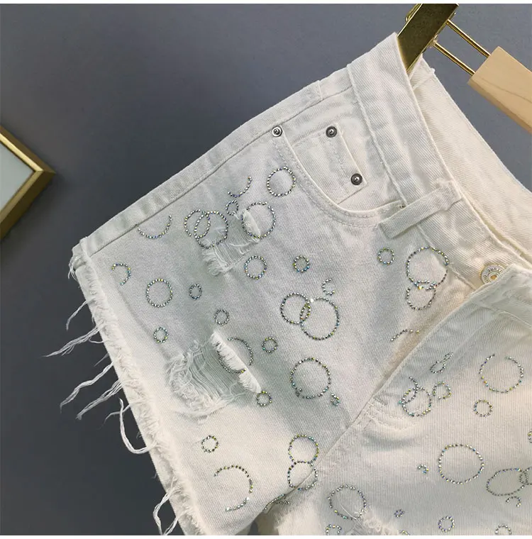 

2021 Summer Fashion High Waist Ladies Denim Shorts Women New Loose Slim European Short Jeans Hot Rhinestone Ripped Hot Pants