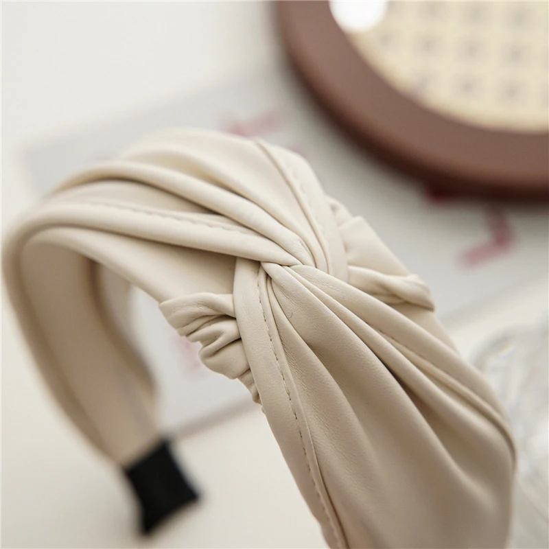 Обруч для волос из ПУ кожи широкая повязка на голову с узлом широким бортом