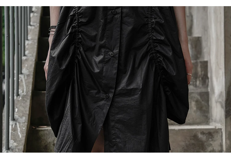 [EAM] New Spring Summer Lapel Short Sleeve Black Irreuglar Fold Split Joint Loose Shirt Dress Women Fashion Tide JX113