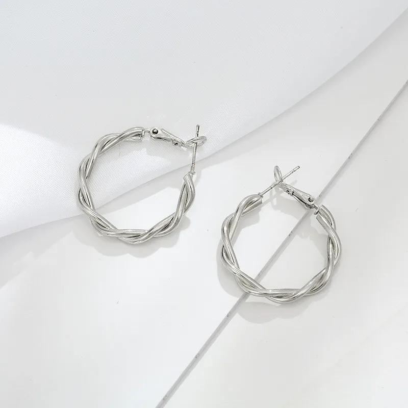 

Korean Trend Weaving Twist Circle Hoop Temperamental Gold Silver Color Metal Earrings For Women Girls