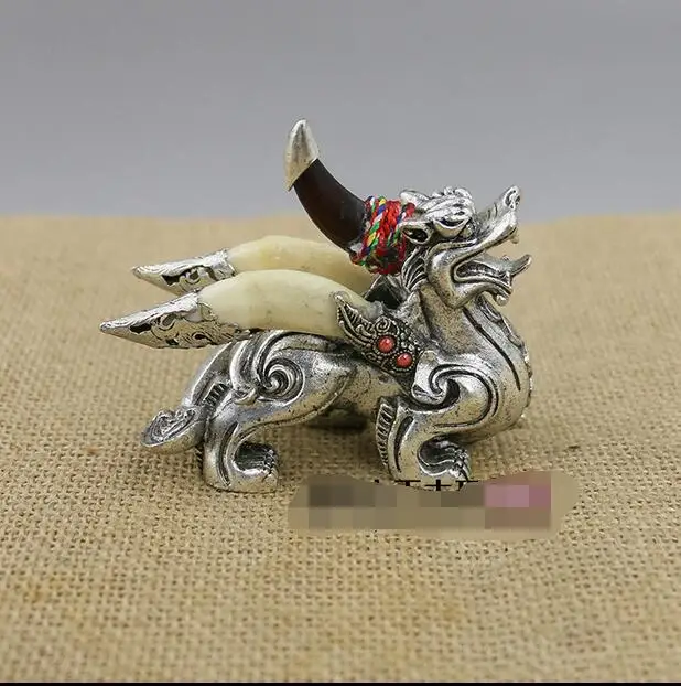 

China Great collection Tibetan silver Wolf teeth God beast Flying kylin